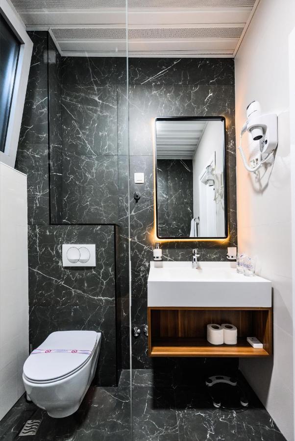 G Star Hotel Сутоморе Екстериор снимка